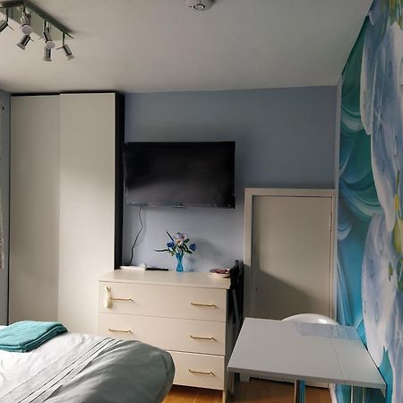 Self Catering Studio Flat Daire Edinburgh Dış mekan fotoğraf