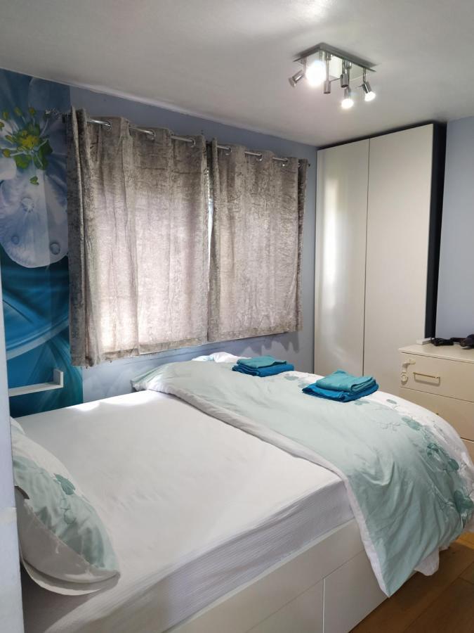 Self Catering Studio Flat Daire Edinburgh Dış mekan fotoğraf