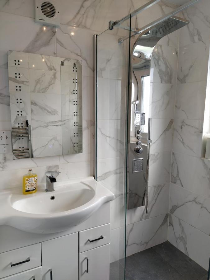 Self Catering Studio Flat Daire Edinburgh Dış mekan fotoğraf